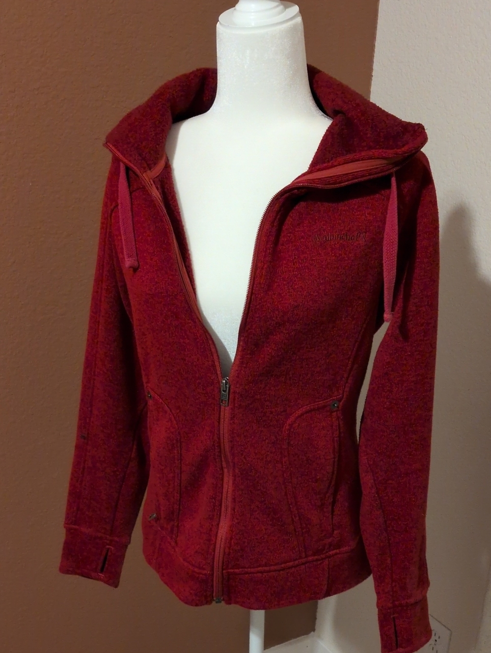 Avalanche-Women’s Red Full-Zip Hooded Jacket